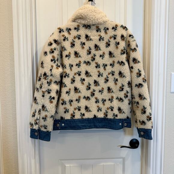 Blank NYC License To Chill Sherpa Fleece Jacket - Picture 5 of 7